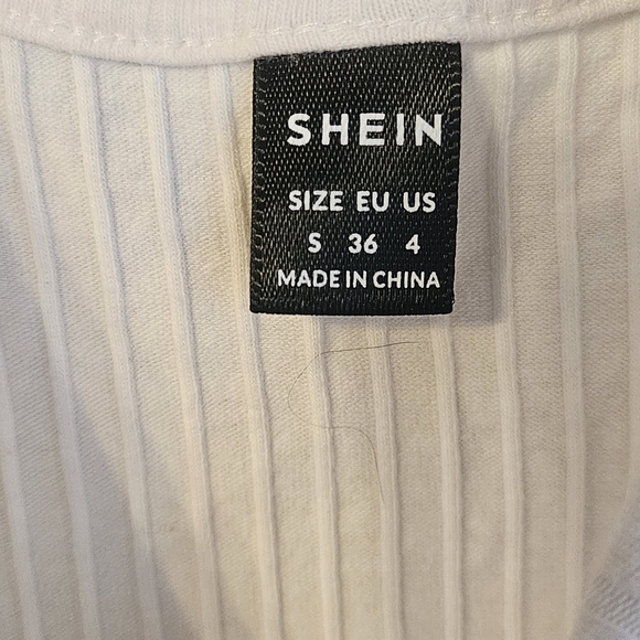 White and Pink Buttoned Romper - Picture 4 of 5